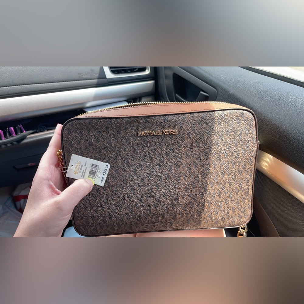 Michael Kors Crossbody